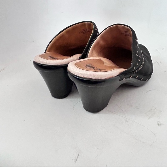 SOFFT Womens Langston Suede Leather Studded Clog Mule Slide Black Size 8.5 - Picture 4 of 10